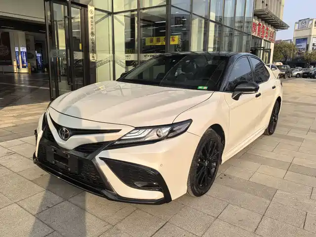TOYOTA CAMRY 2023