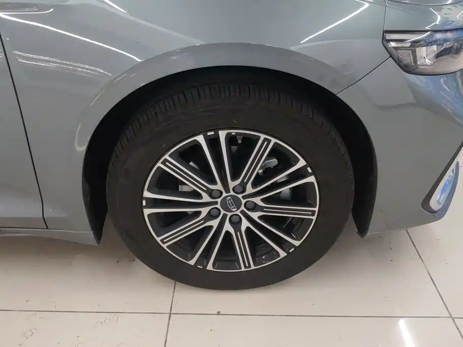 Geely Xingrui — миниатюра 6