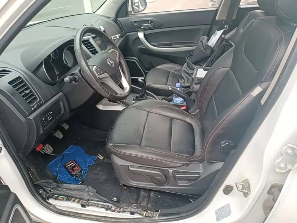 Changan CS35 — миниатюра 15
