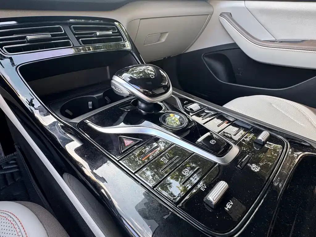 BYD Qin PLUS — миниатюра 7