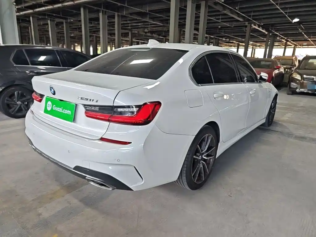 BMW 3 Series — миниатюра 7