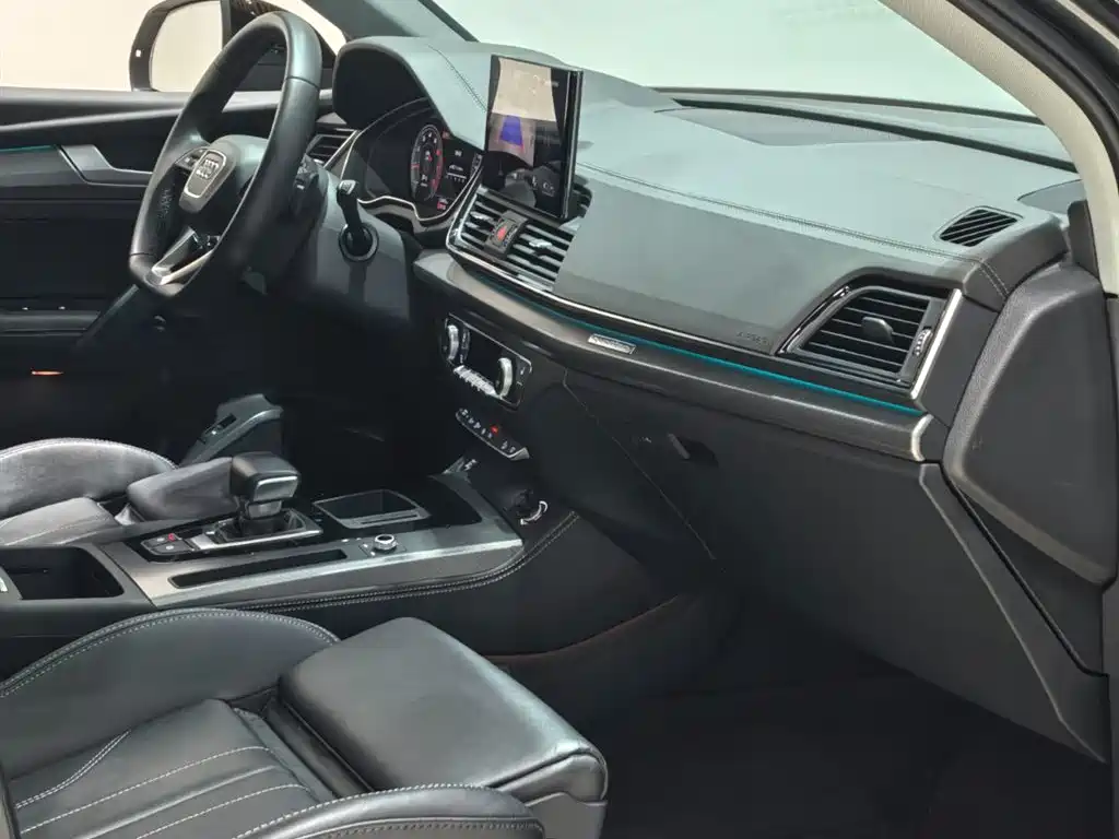 Audi Q5L — миниатюра 18