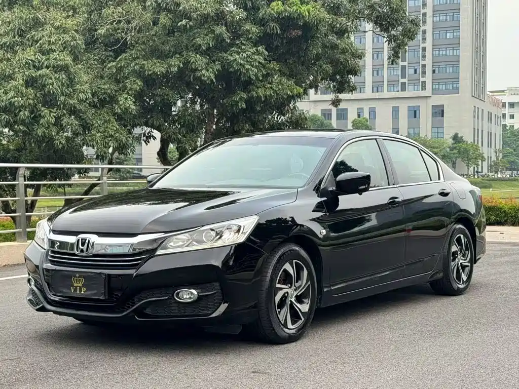 Honda Accord — миниатюра 3