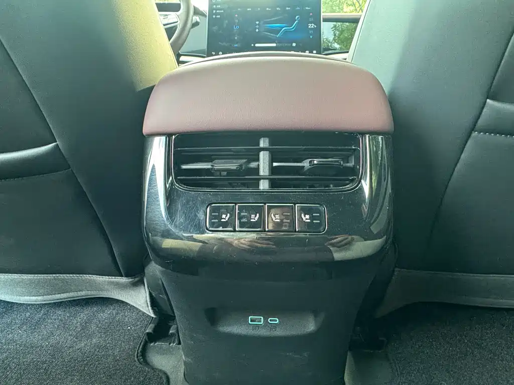 BYD Seal 07 DM-i — миниатюра 12