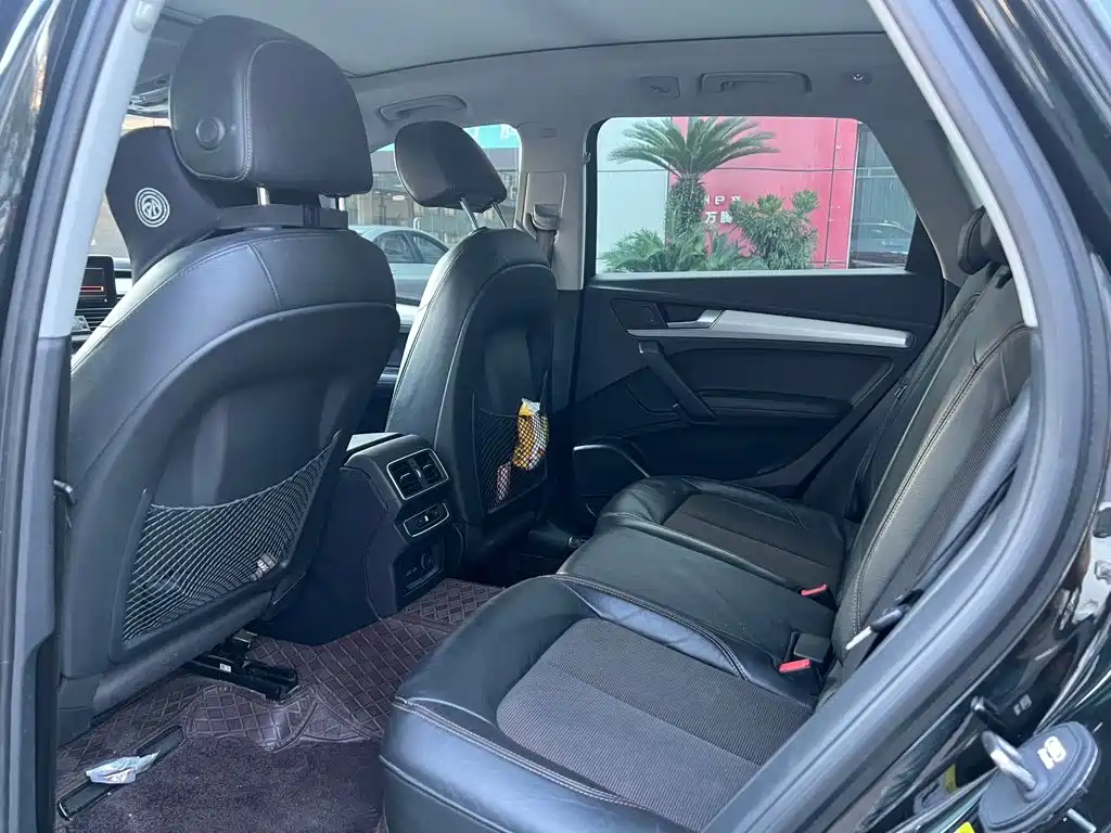 Audi Q5L — миниатюра 7