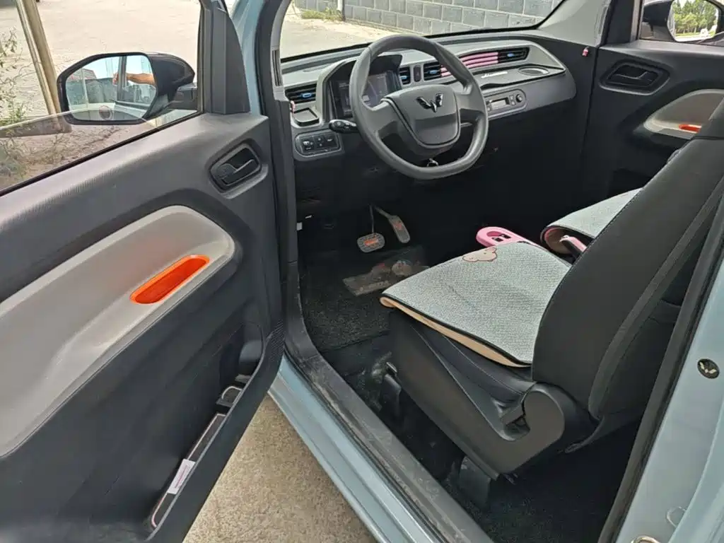 Wuling MINIEV — миниатюра 16