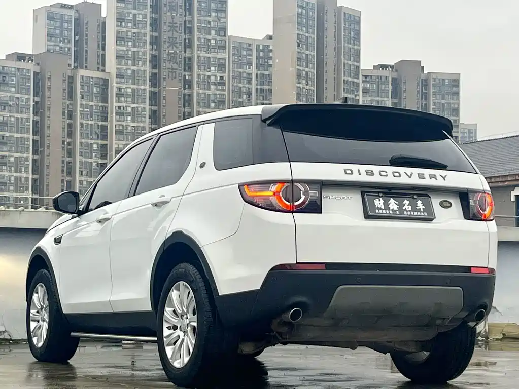 Land Rover Discovery Sport — миниатюра 16