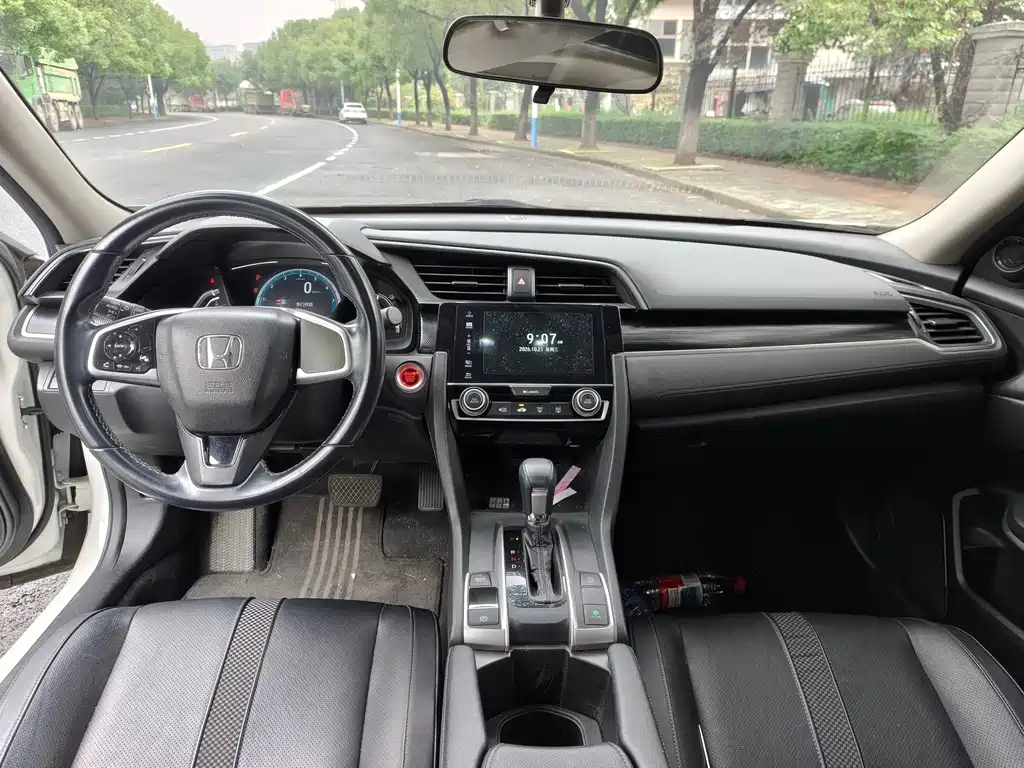Honda Civic — миниатюра 4