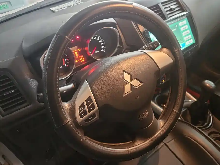 Mitsubishi ASX — миниатюра 15