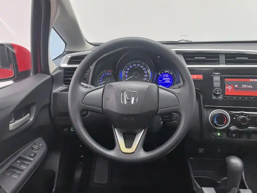 Honda Fit — миниатюра 11