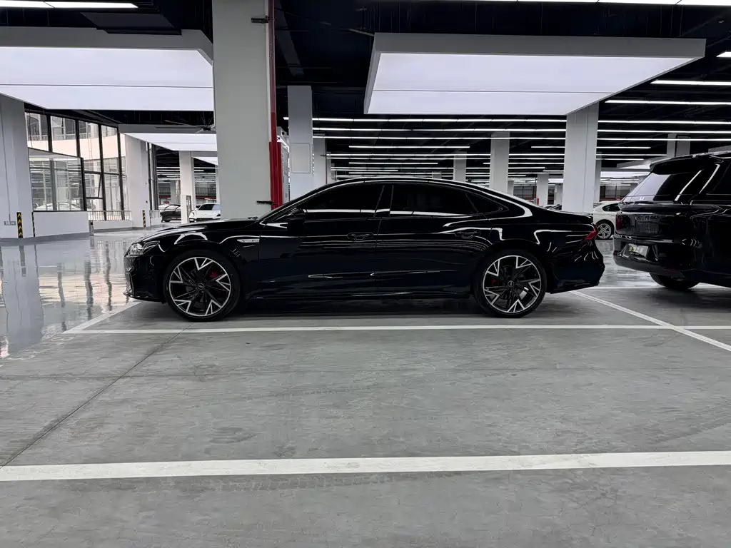 Audi A7L — миниатюра 12