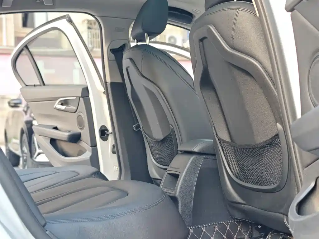 BMW 1 Series — миниатюра 12