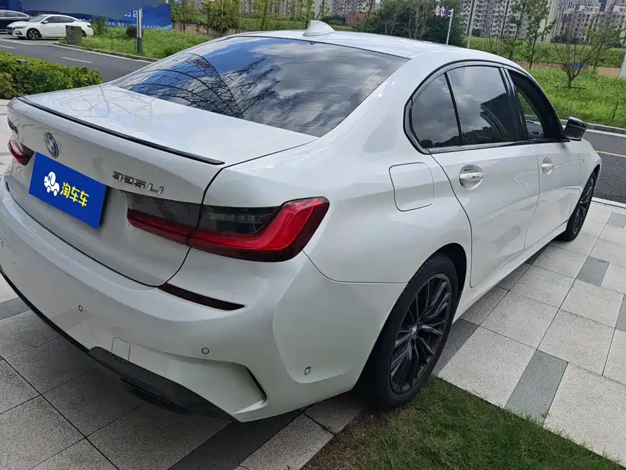 BMW 3 Series — миниатюра 3