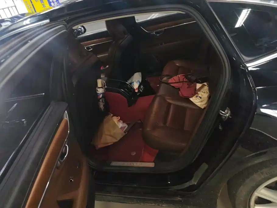 Volvo S90 — миниатюра 11