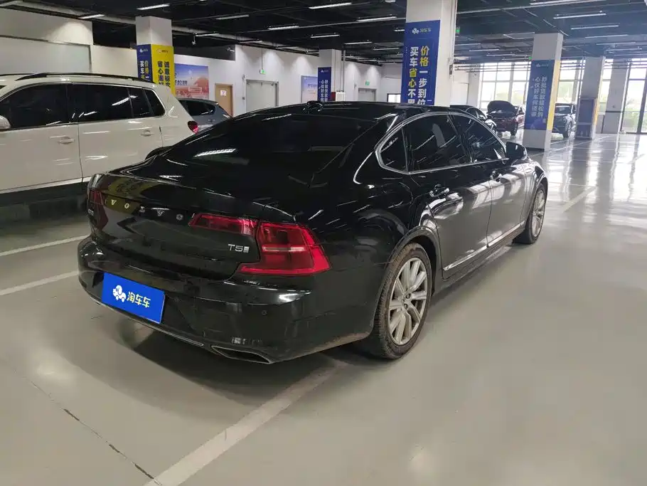 Volvo S90 — миниатюра 3