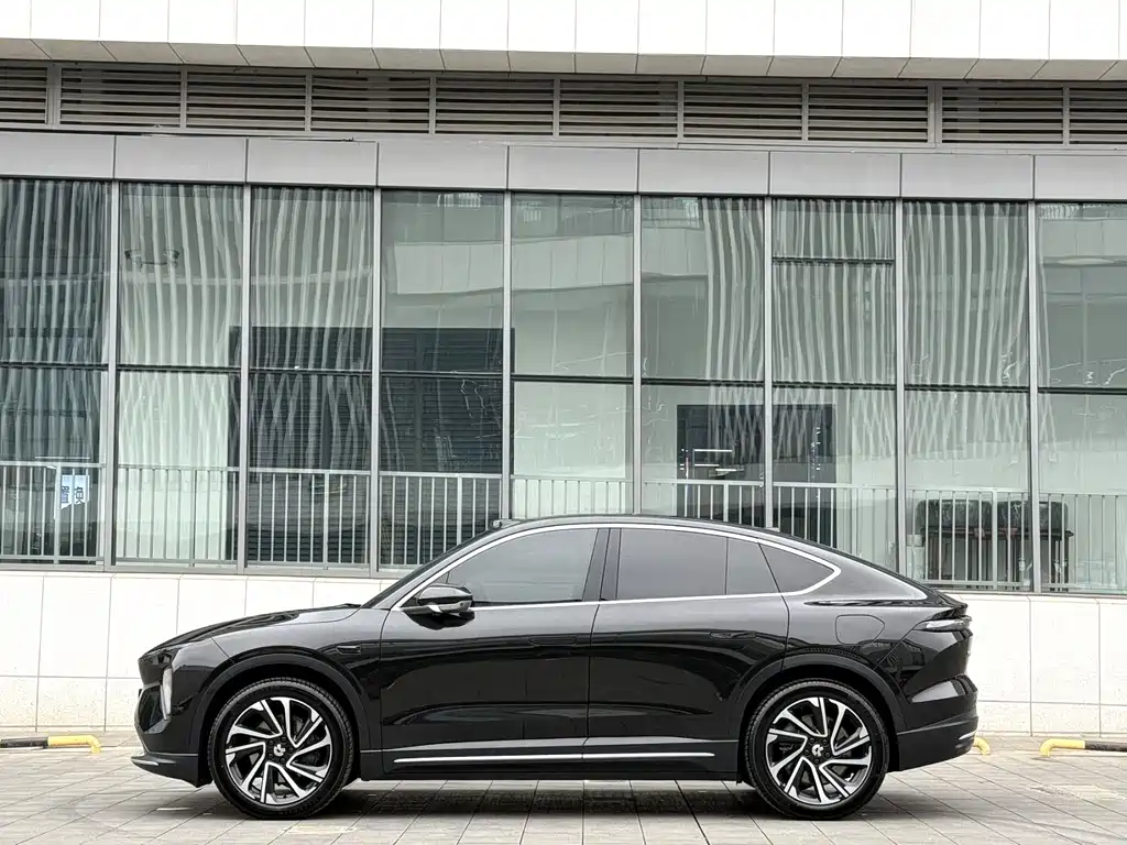 NIO NIO EC6