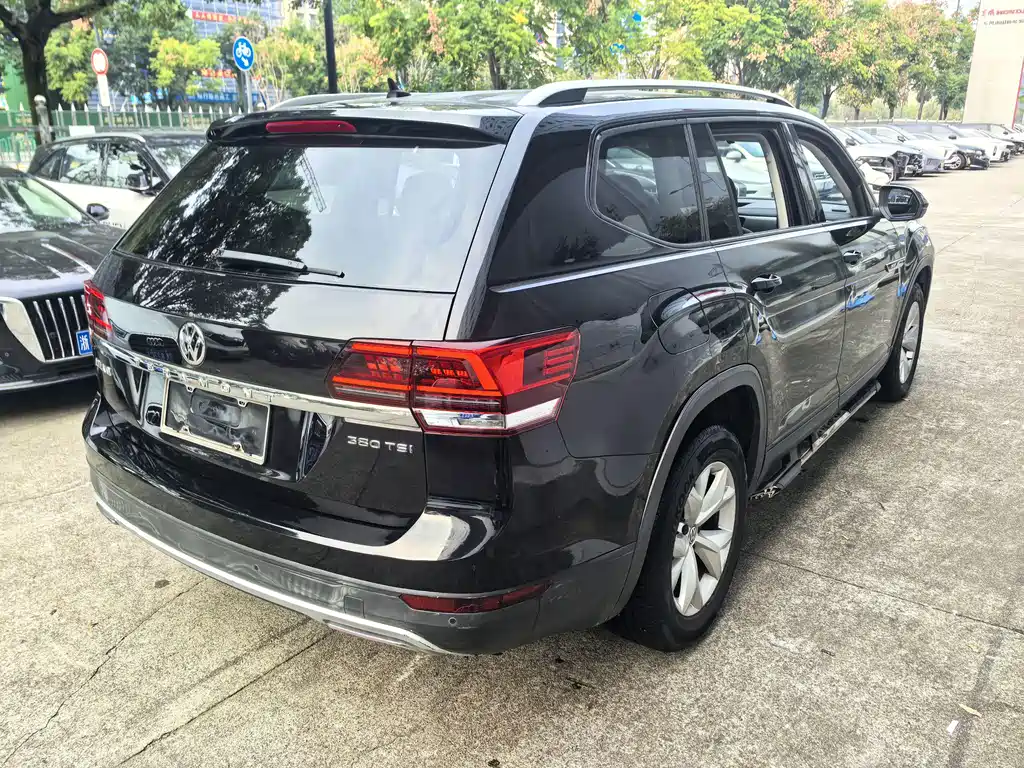 Volkswagen Teramont — миниатюра 15