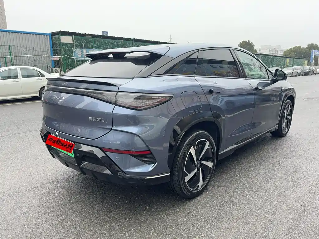 BYD SEA LION 07 EV