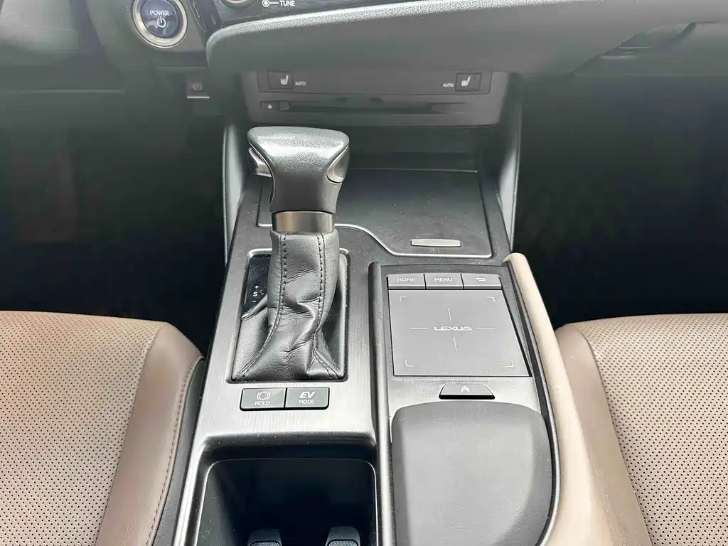 Lexus ES — миниатюра 16