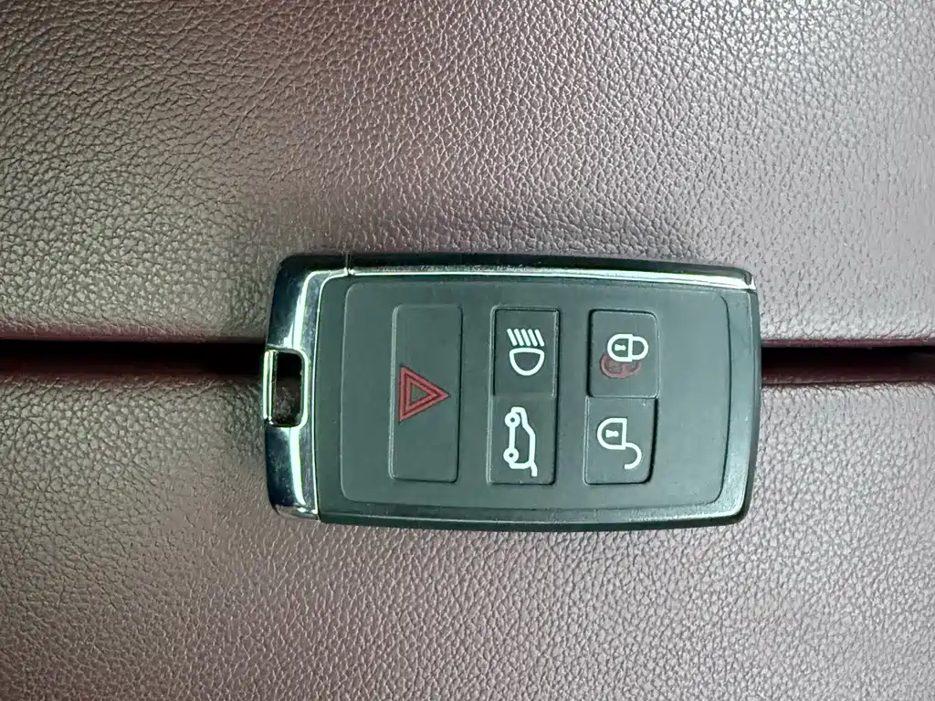 Land Rover Evoque — миниатюра 21