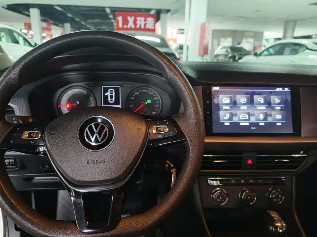 Volkswagen Lavida — миниатюра 6