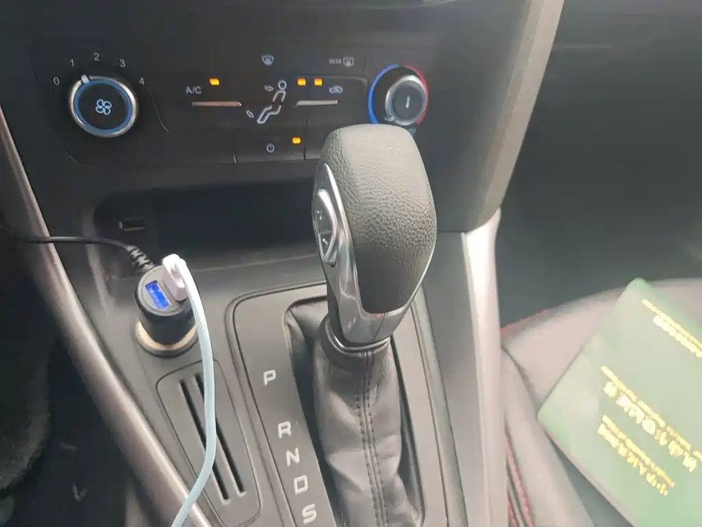 Ford Focus — миниатюра 15