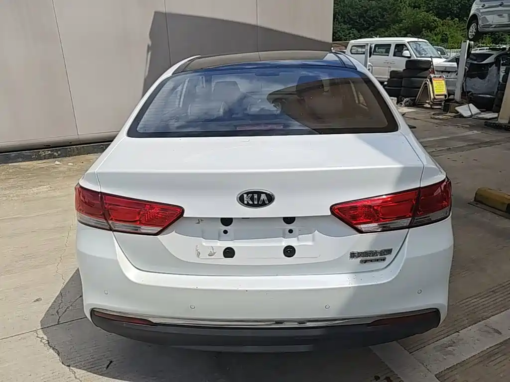 Kia K4 — миниатюра 6