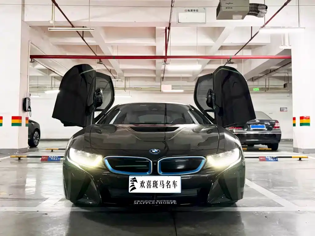 BMW i8 — миниатюра 6