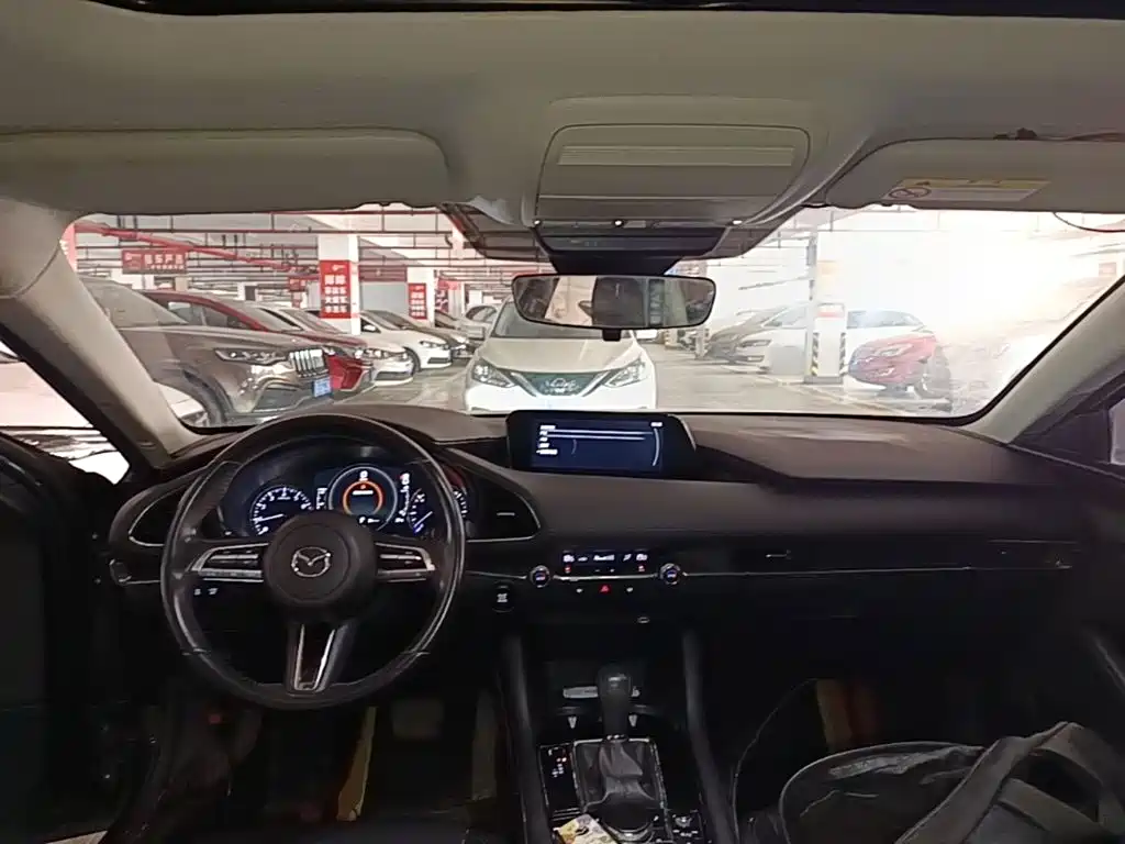 Mazda 3 Axela — миниатюра 10