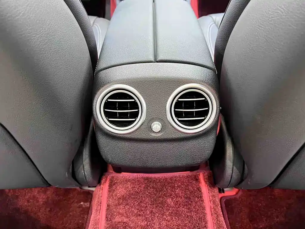 Mercedes-Benz E-Class (Import) — миниатюра 12