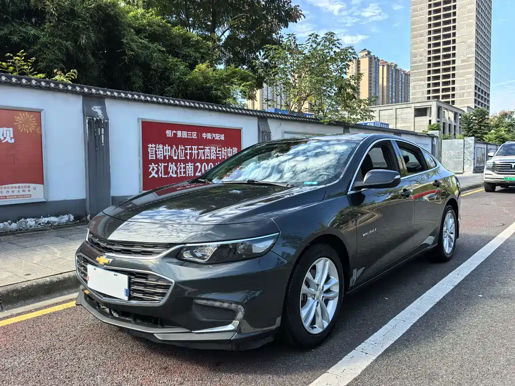 Chevrolet Malibu XL