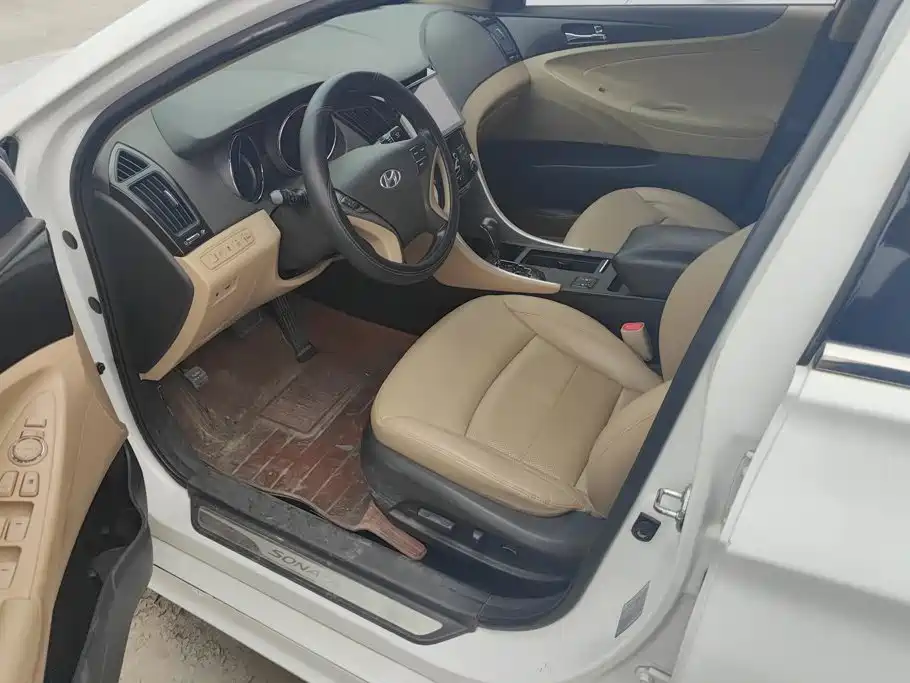 Hyundai Sonata — миниатюра 9
