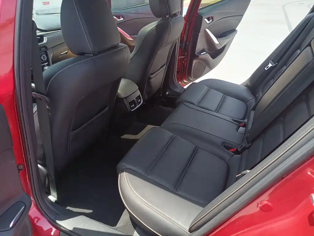 Mazda Atenza 2018 2.5L V