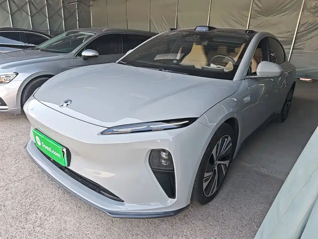 NIO ET5 — миниатюра 2