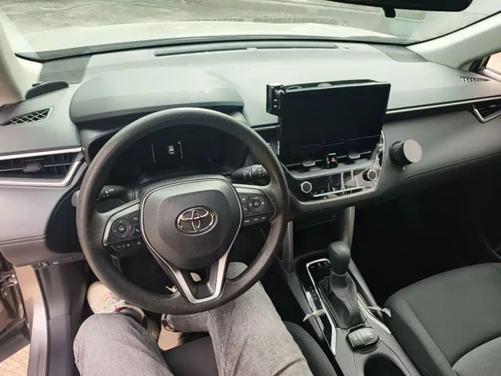 Toyota Frontlander — миниатюра 10