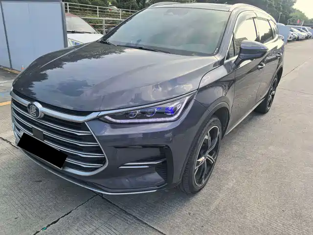 2022 BYD Tang