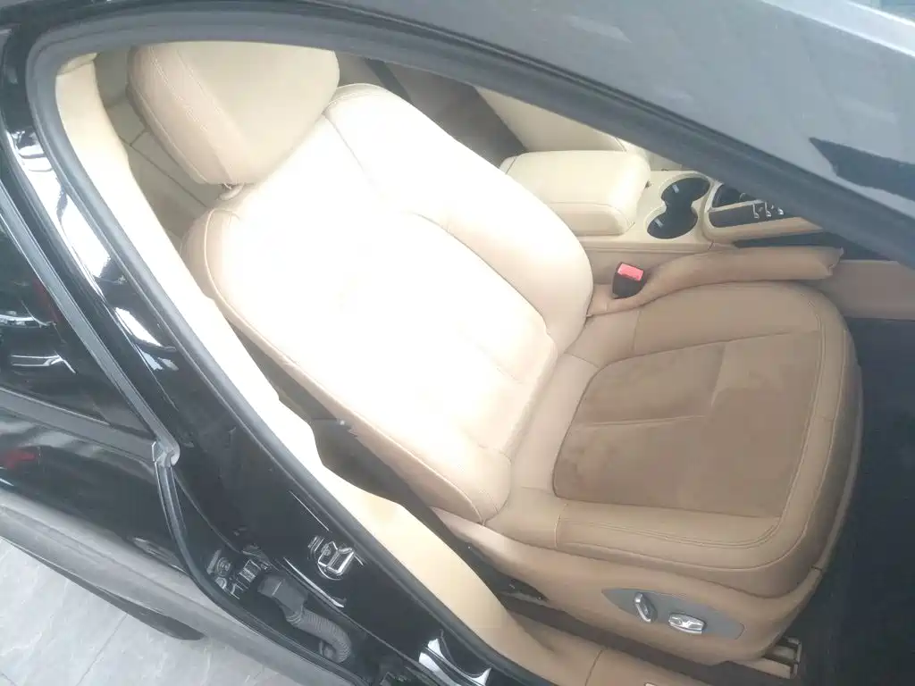 Porsche Macan — миниатюра 25