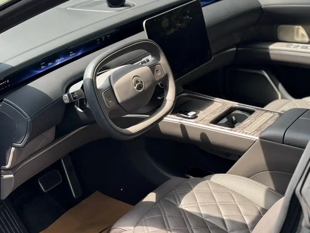 NIO ET9 2025 102kWh