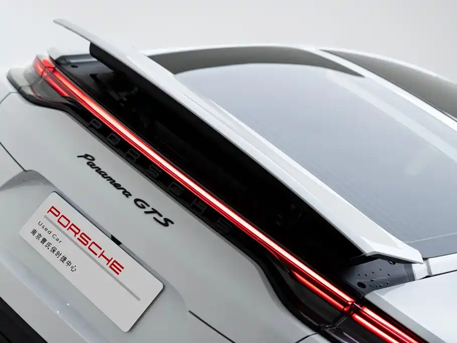 Porsche Panamera — миниатюра 6