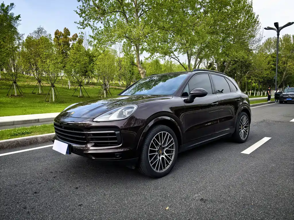 Porsche Cayenne 2023