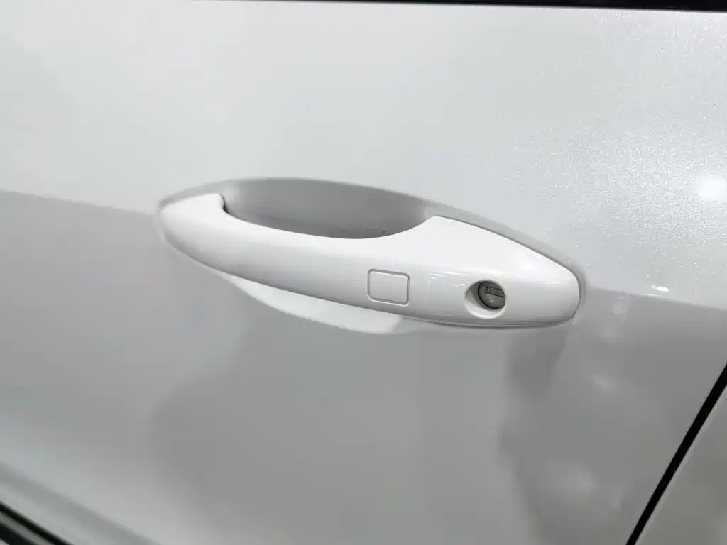 Wey Wey VV5 — миниатюра 18
