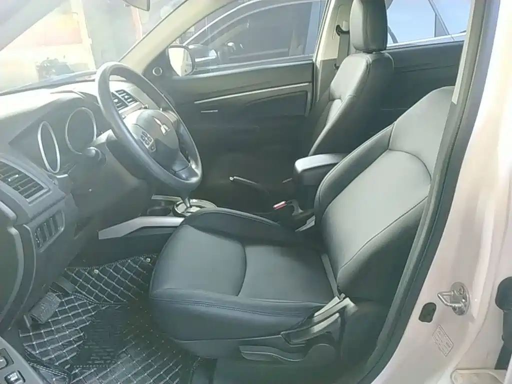 Mitsubishi ASX — миниатюра 15