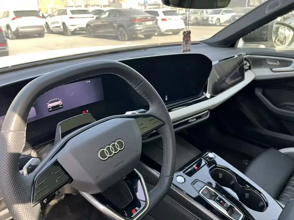 AUDI A5L