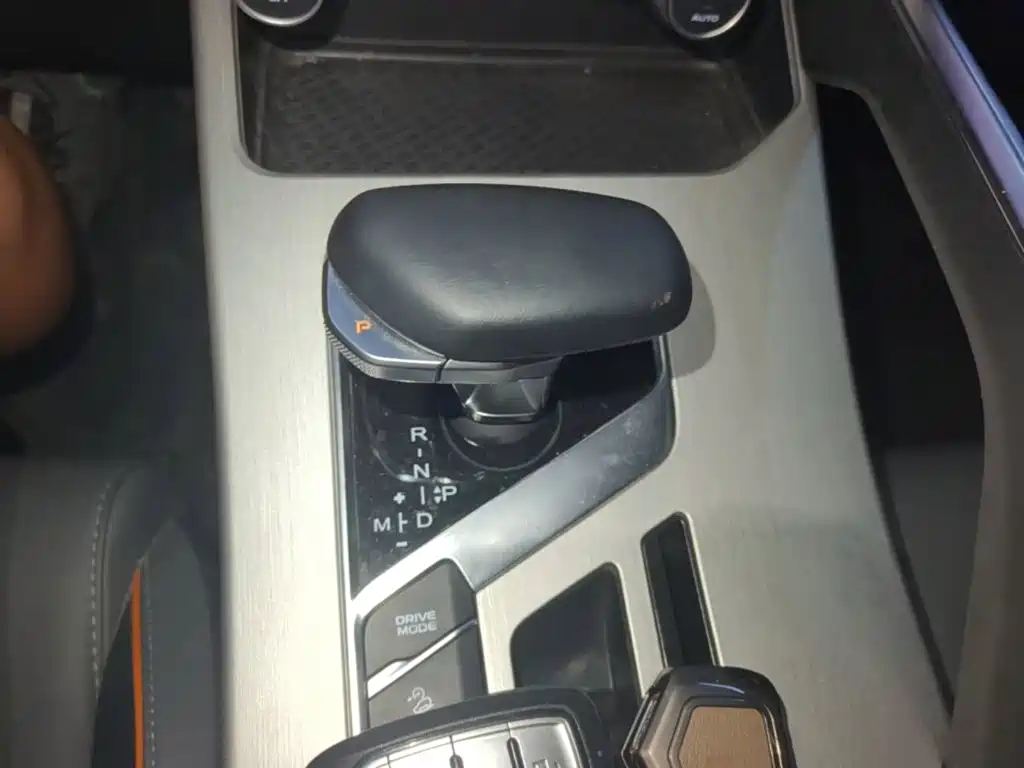 Geely Binyue — миниатюра 14