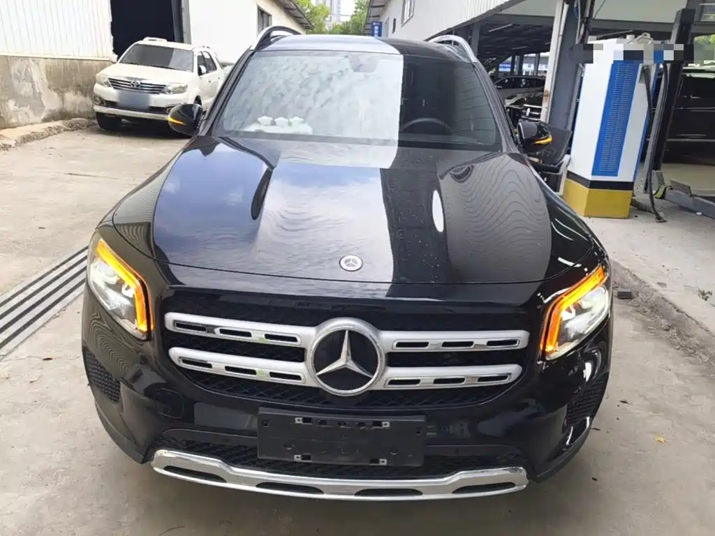 Mercedes-Benz GLB — миниатюра 3
