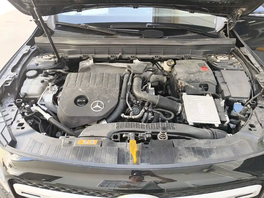 Mercedes-Benz GLB — миниатюра 20