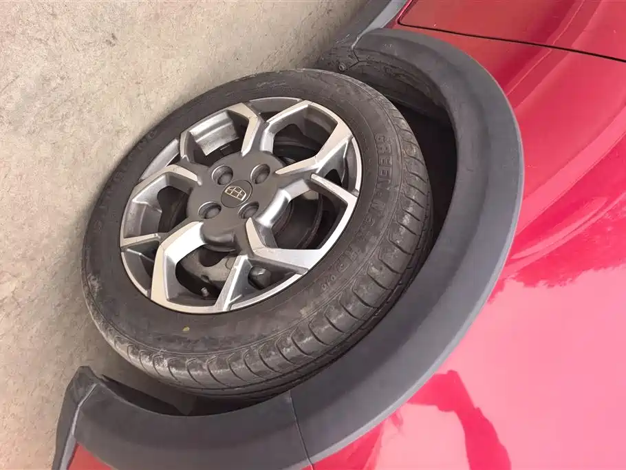 GEELY AUTOMOBILE VISION X1