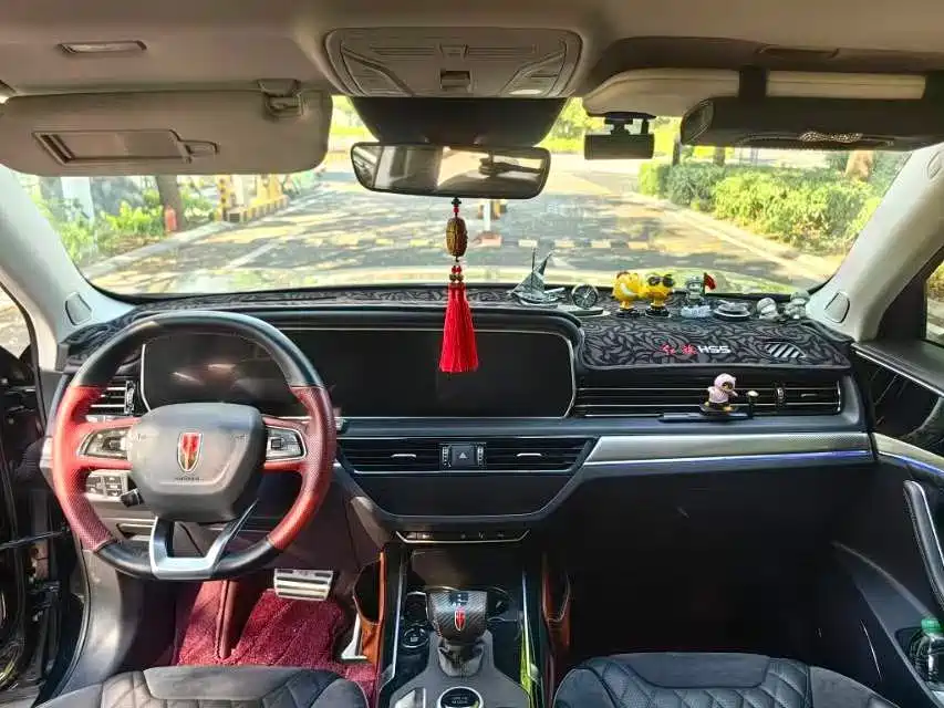 Hongqi Hongqi HS5 — миниатюра 4