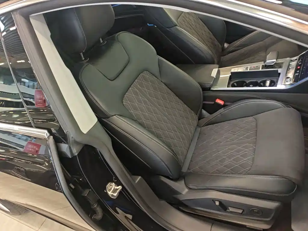Audi A7L — миниатюра 25