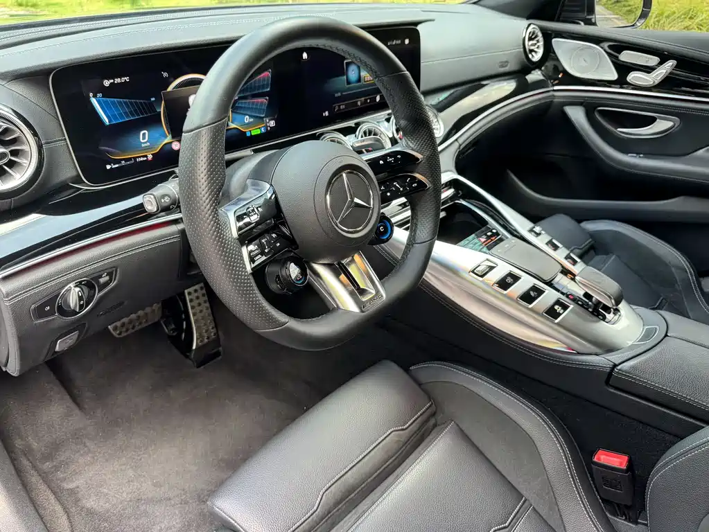 MERCEDES-BENZ AMG GT